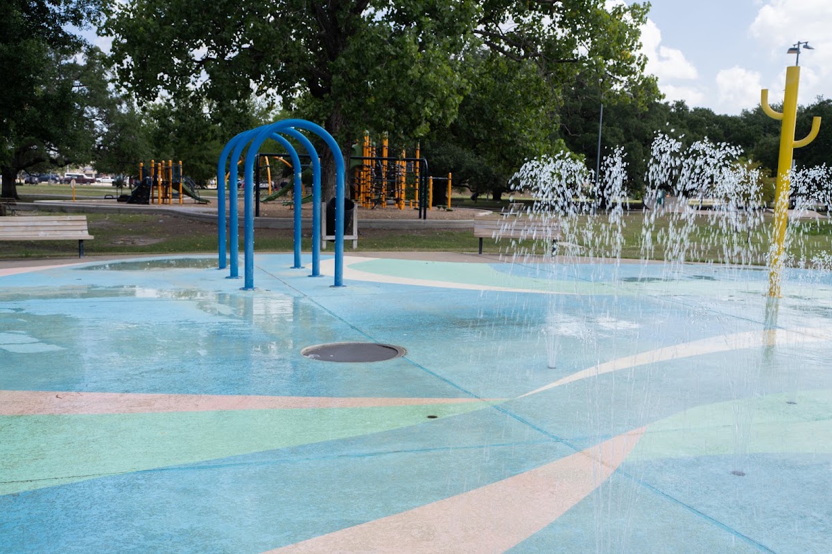 Burnett Bayland Park