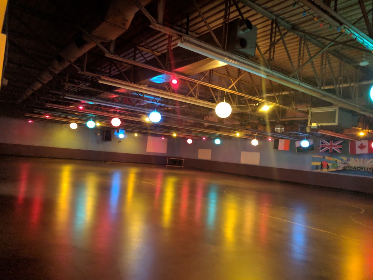 Coachlite Roller Gardens