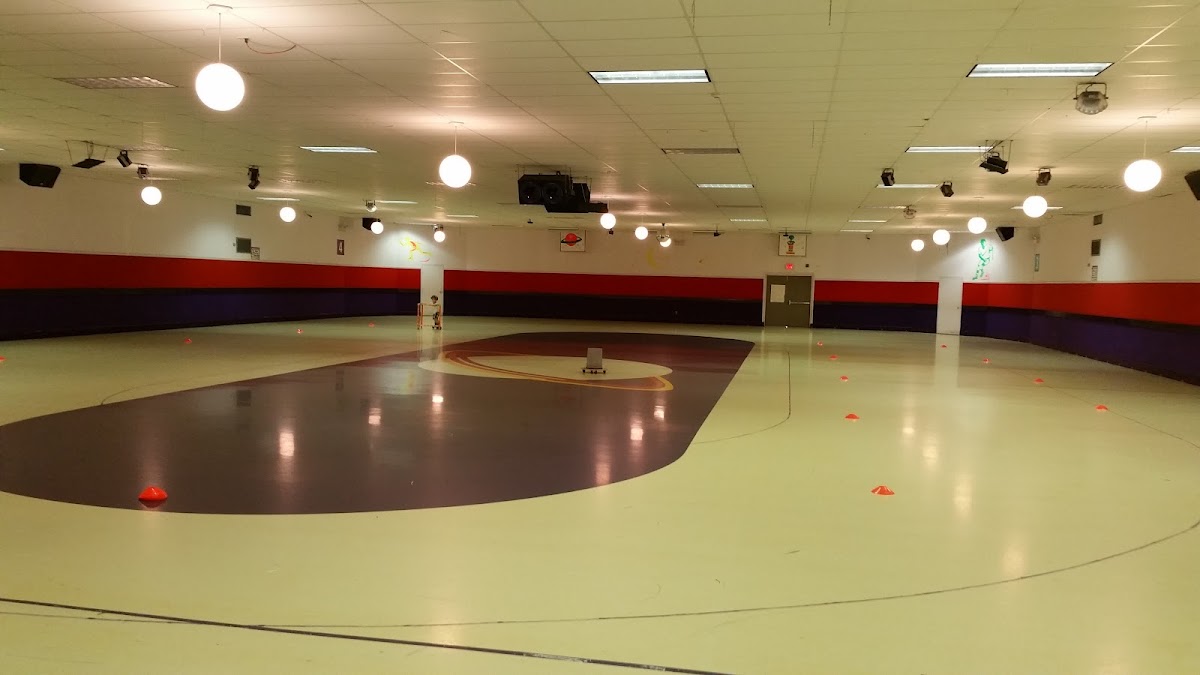 Cosmic Skate & Play
