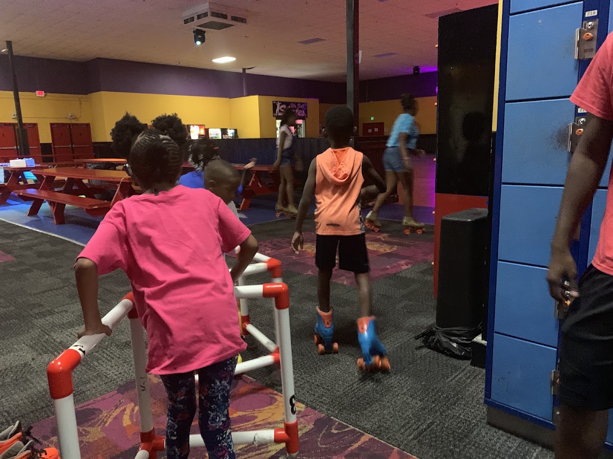 Metro Fun Center