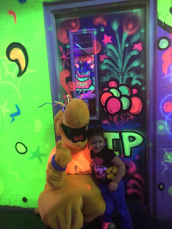 Roll 'R' Way Family Skating Center
