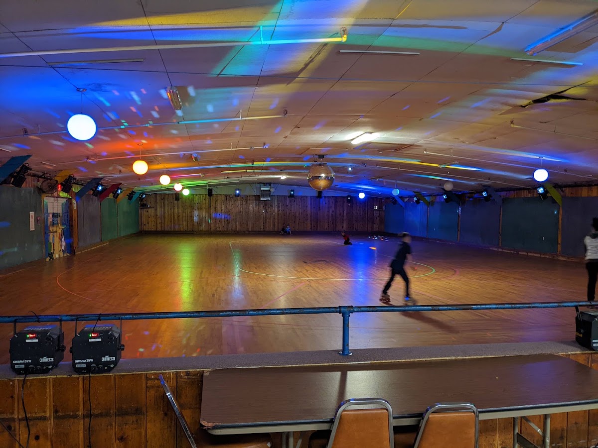 Roller Barn