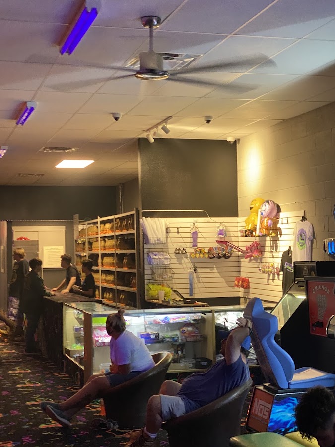Silver Wheel Skating Center