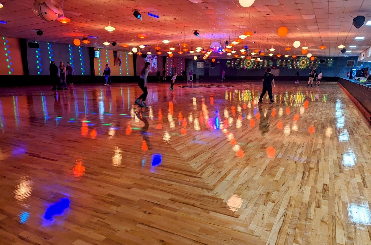 Skateland Hickory
