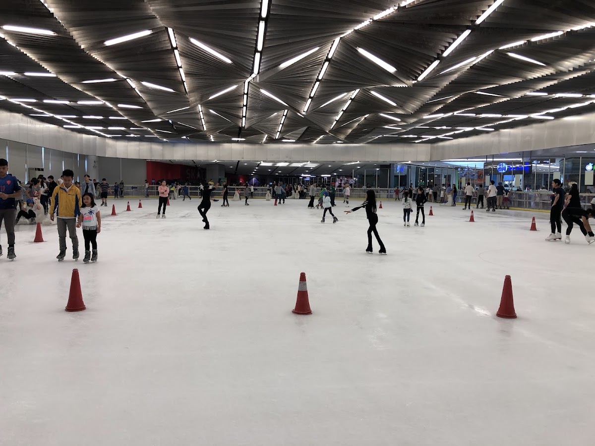 SM Skating - SM Megamall