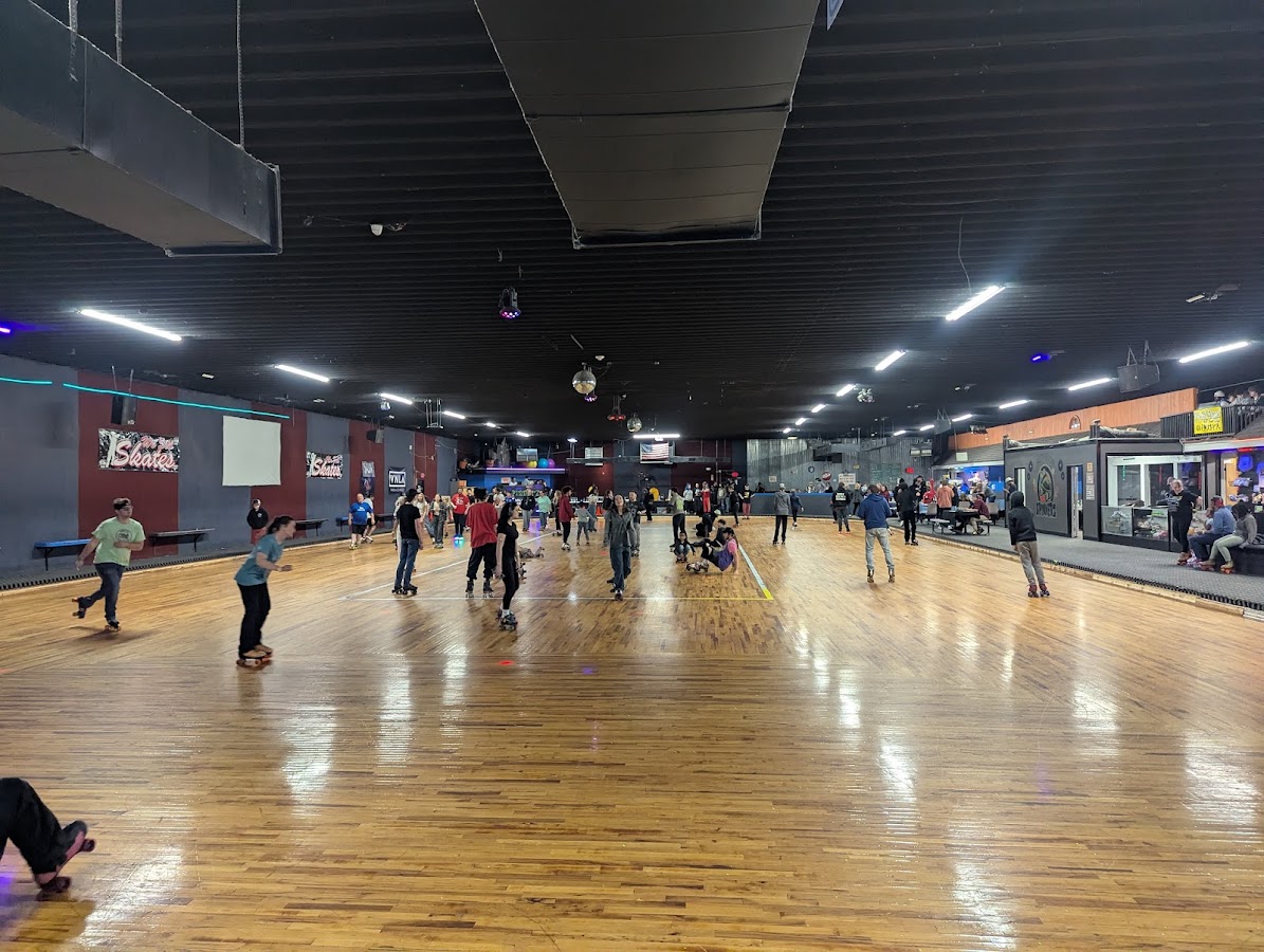 Spinnerz Family Skate Center