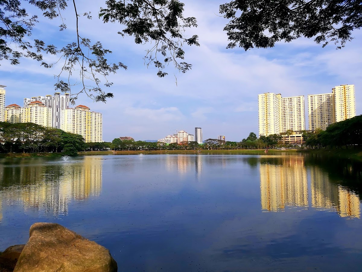 Taman Tasik Danau Kota